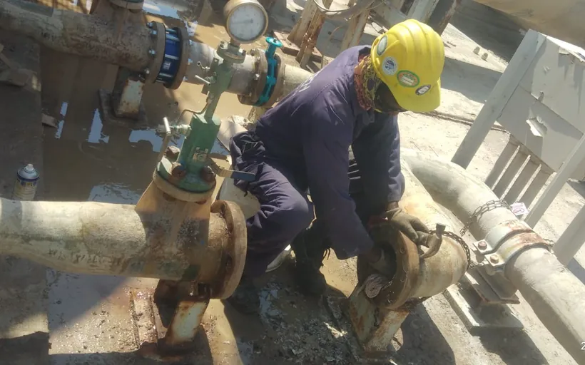 Seawater valve replacement, live plant by SAAJTECH in Bahrain